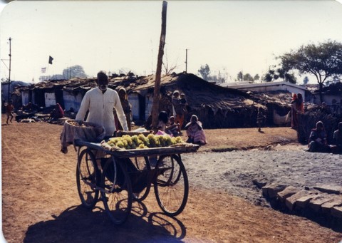 Bhopal, 1985, slums across from Union Carbide plant